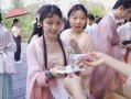 汉服模特最新爆料视频,最新爆料视频揭秘时尚潮流新风向