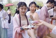 汉服模特最新爆料视频,最新爆料视频揭秘时尚潮流新风向
